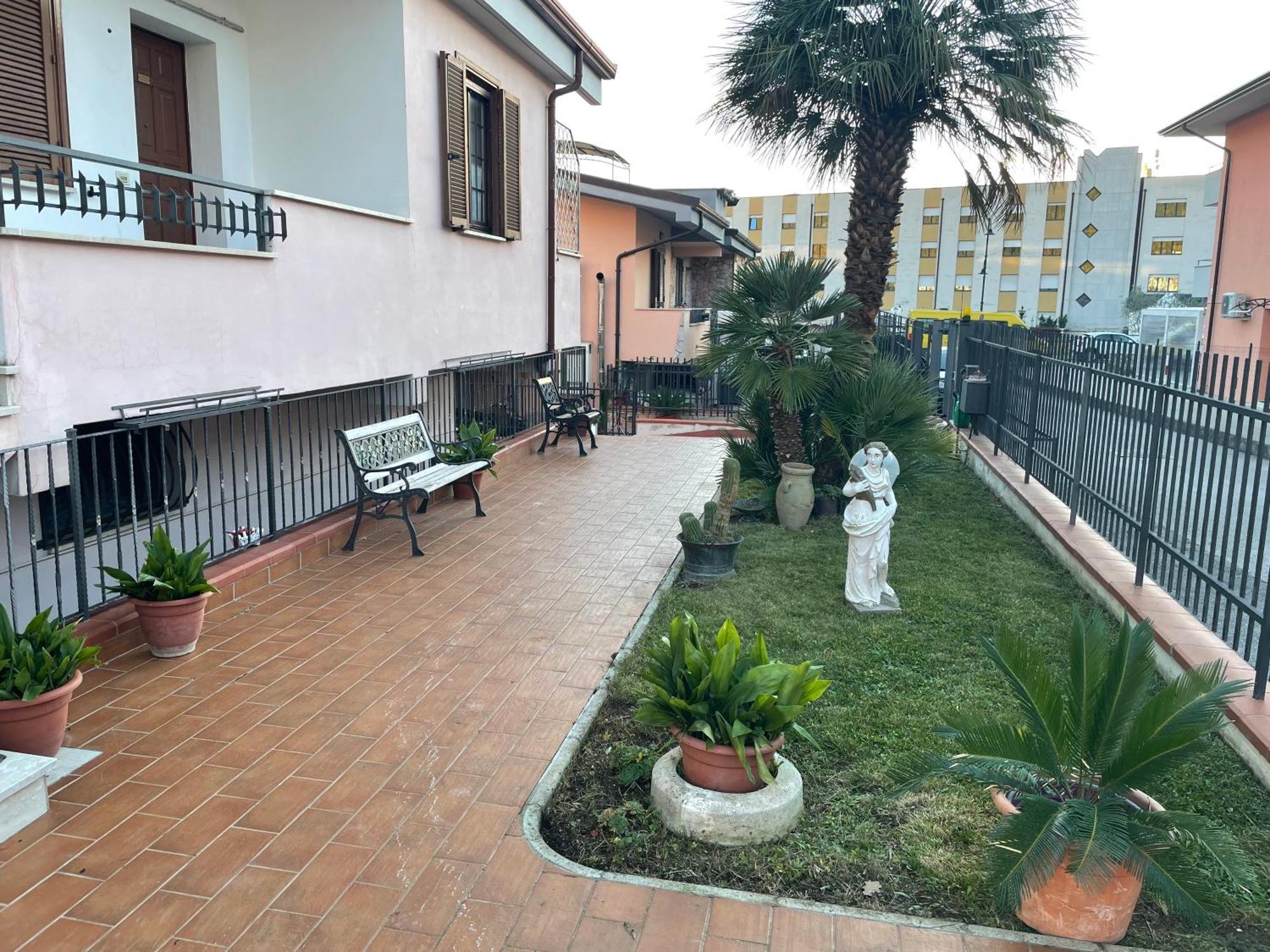 Villa Antonella Pozzilli ภายนอก รูปภาพ